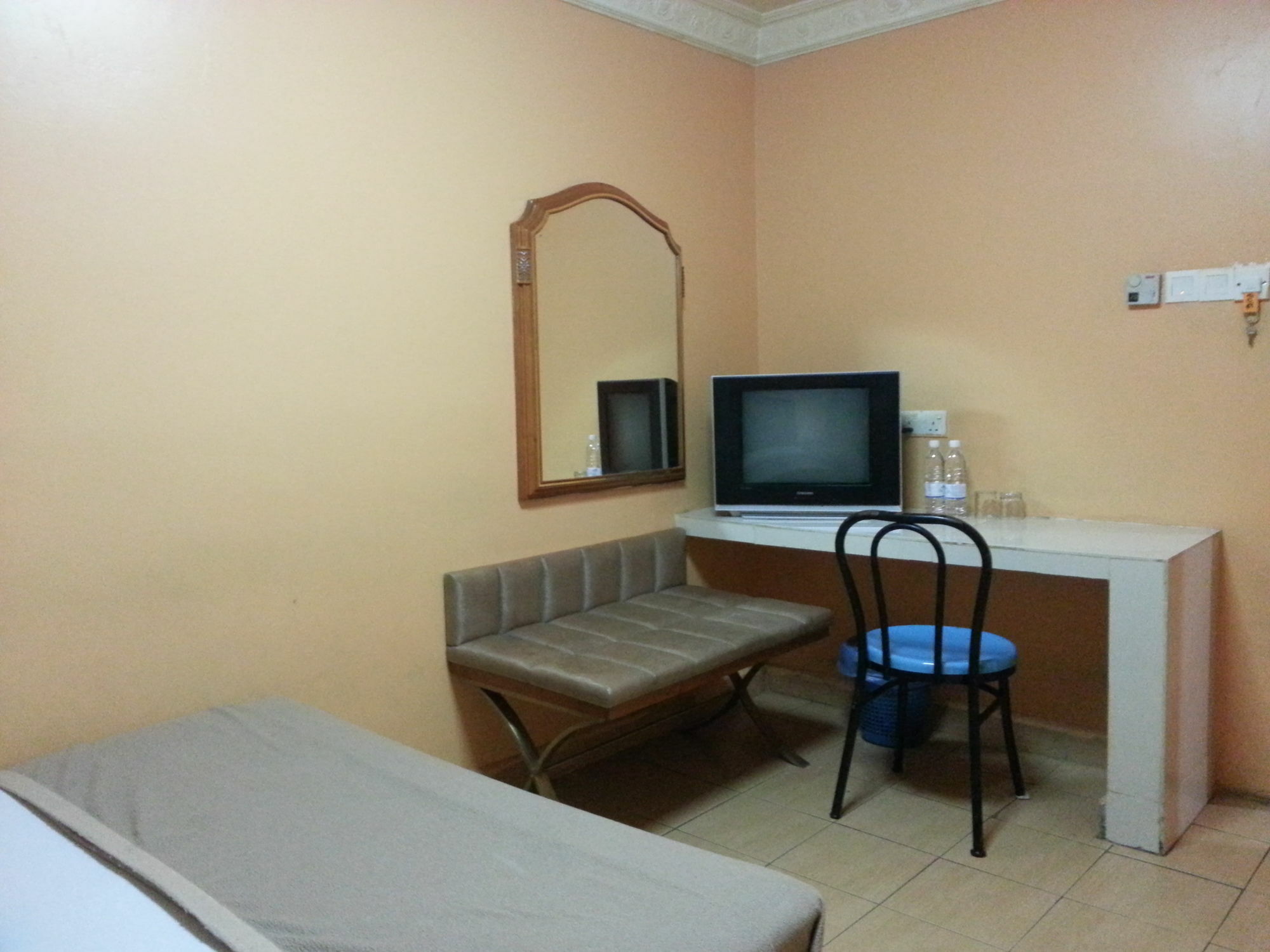 Hotel Times Inn Batu Caves Кепонг Екстериор снимка